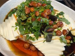 -聚汇三少·龙虾·中餐厅(莫邪路新天地店)