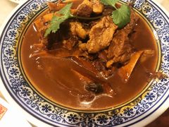 招牌小碗牛肉炖板筋-京门老爆三·铜锅涮肉 爆肚(望京店)