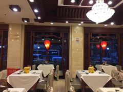大堂-老浒记民俗酒楼(王府井店)