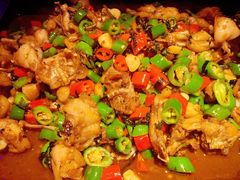 炭烧牛蛙平锅紫苏味-蘭奢雅集·江浙菜(青山江滩店)