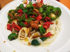 -顺溜·手工刀削面·黑金店(铜锣湾店)