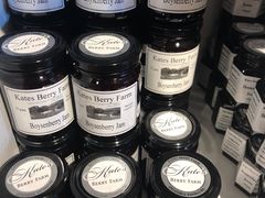 -Kate's Berry Farm