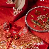 这样“哇塞”的中式嫁衣 中国红太惊艳了[爱心]