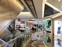 -王府井百货熙地港店