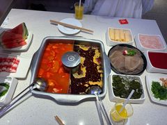 -海底捞火锅(杭州庆春路夜宵主题店)