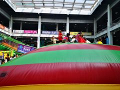 -蒙特利亲子乐园