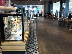 面包甜点陈列柜-星巴克(天津SM城市广场店)