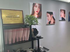 -ME觅妆·定制美妆·彩妆私教(菱角湖店)