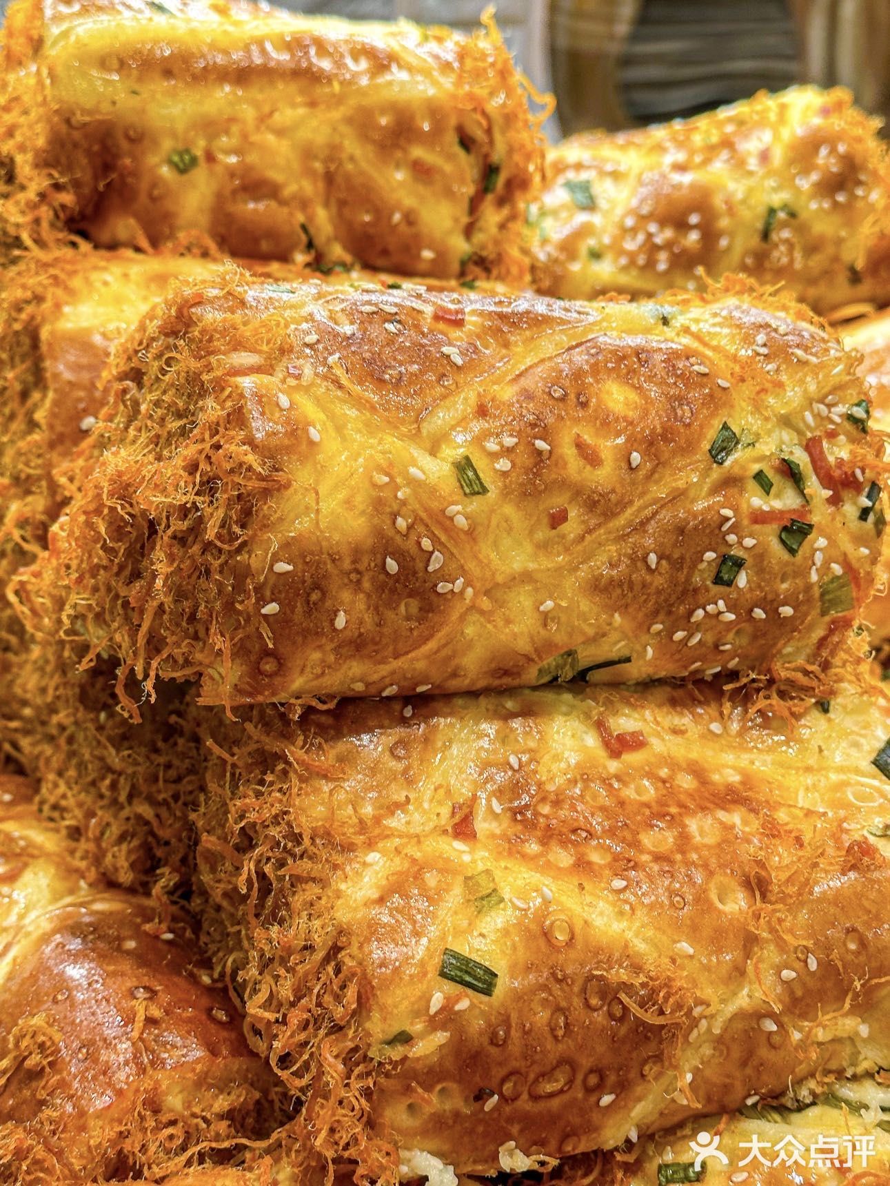 标题：新侨三宝乐面包店｜小时候的味道永不变~