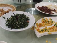 -鑫巴蜀小镇 · 水煮鱼专研店(玉桥店)