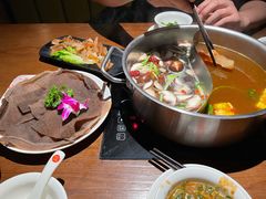 稻田毛肚-牛焱·贵州黄牛肉火锅(城西银泰店)