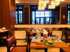 -亚龙湾希尔顿自助餐厅·海鲜·烧烤·沙滩BBQ·现场乐队