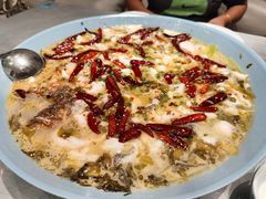 -姚姚酸菜鱼·金戈戈香港豉油鸡(喜荟城联名店)