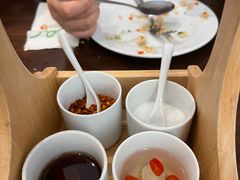 -Chom Cafe and Restaurant