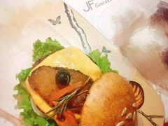 自制牛肉馅汉堡-JF Garden(渔人码头店)