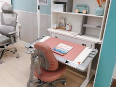 -康朴乐儿童学习桌椅(蓝色港湾店)