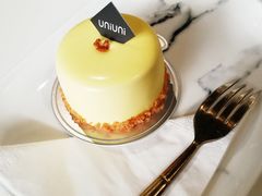 -UNI UNI(环亚凯瑟琳店)