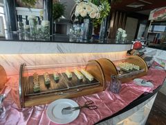 -华强广场酒店-椰香高空自助餐厅
