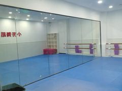 -小芳舞蹈团·少儿舞蹈·中国舞(龙江校区)