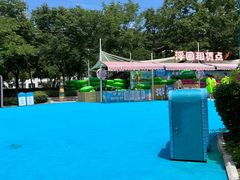 -汤山欢乐雪世界