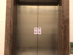 -环球港-停车场