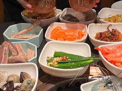 -钱小奴海鲜自助黑金店(杭州滨江龙湖店)