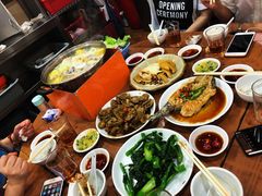 -坤记煲仔小菜(西环店)