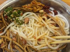 -地道战卤粉(名牌大厦店)