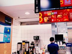 -麦当劳(轻轨曹杨路店)