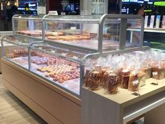 面包甜点陈列柜-好利来(龙首印象城店)