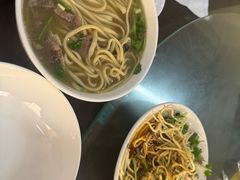 牛肉拉面-十二忠手拉面(中华路店)