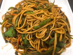 黑椒鸡丝炒面-美玲拉面(滨海总店)