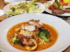 星厨乳酪肉酱意粉配烤面包片-乔泰勒JOETYLER西餐厅(曲江店)