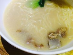 -蜜蜂家的红茶馆(华府店)