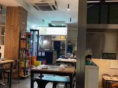 -宏大运餐厅(传媒大学店)
