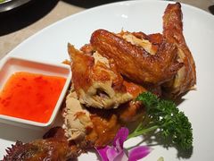 脆皮童子鸡-新白鹿餐厅(金鹰新街口店)