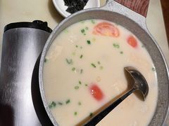 -佬麻雀·新湘菜(东方宝泰店)