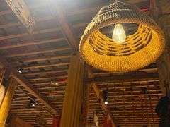 -老牌坊云南鱼豆花火锅(爱建店)