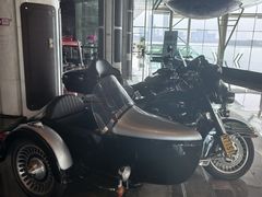 -苏州金鸡湖中茵皇冠假日酒店