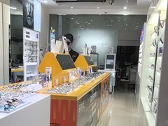 -诺柯视眼镜-蔡司依视路官方工厂店(淞南一店)