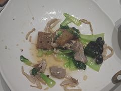-梅利汴京烤鸭•开封豫菜地标店(东大街店)