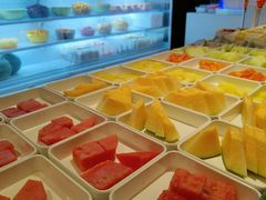 -涨巢·潮玩水疗局