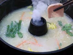 -飞虎过桥米线(翠湖店)