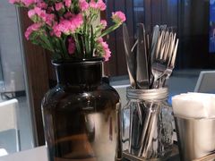 -阿妮叶李(光谷世界城店)