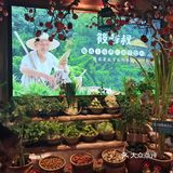 因为我们是白天去的没看到云廊的美景，建议晚上去