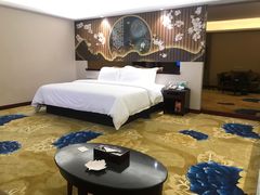 -肇庆国际大酒店(七星岩星湖景区店)