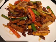 -鹊玥·粤菜小馆(汇智国际商业中心店)