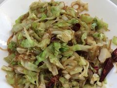 圆白菜炒粉丝-旺顺阁鱼头泡饼(小红门店)
