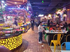 -嗨内嗨外自助火锅餐厅体验馆