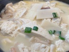 老豆腐菌菇煲-逸道(益丰·外滩源店)